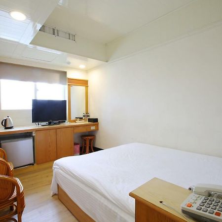 เดอะ ไลอ้อน โฮเต็ล Hotel หลัวตง ภายนอก รูปภาพ