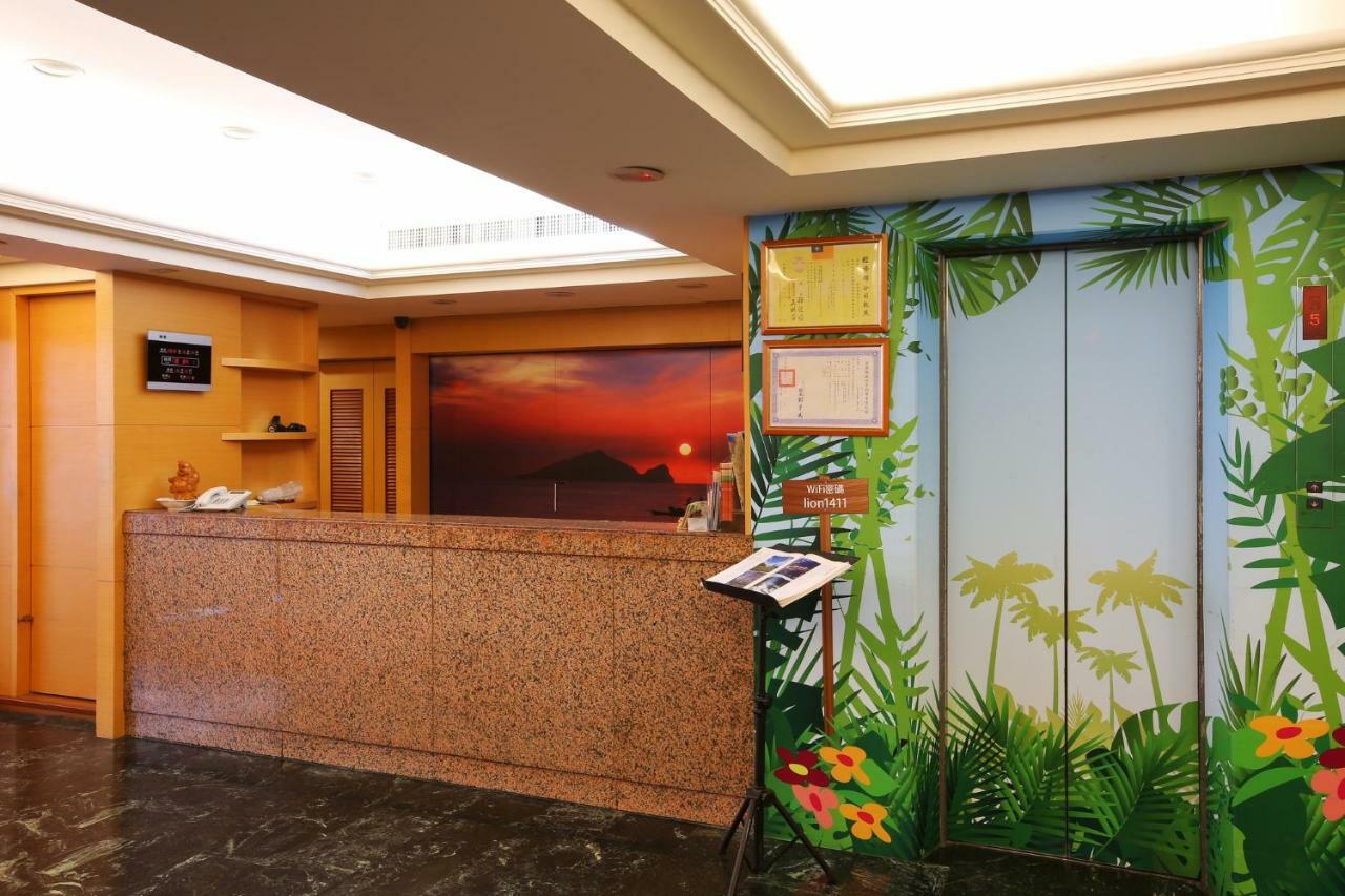 เดอะ ไลอ้อน โฮเต็ล Hotel หลัวตง ภายนอก รูปภาพ